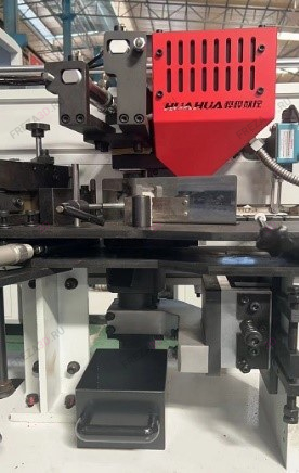 Кромкооблицовочный станок HH506RL PUR+EVA